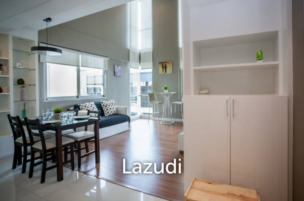 Duplex in The ultimate location in the inner city Of Bangkok, Ratchadamri are... Image 3