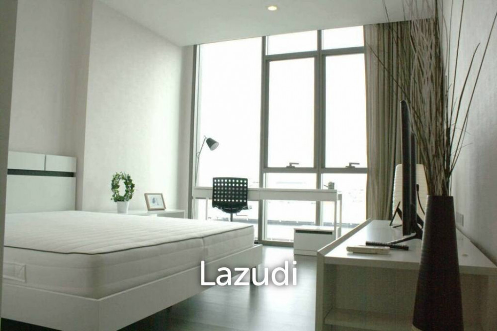 2 Bed The Room BTS Wongwianyai For  Sale